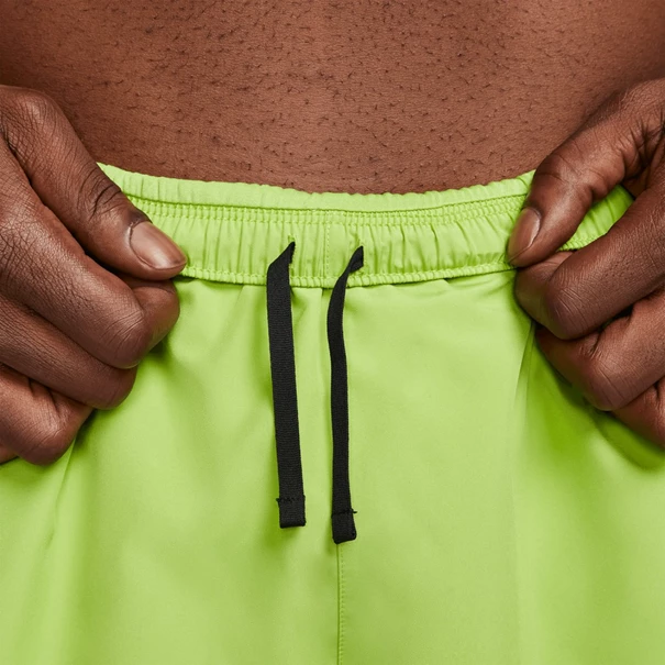 Nike Dri-Fit Run Division Challanger hardloopshort heren groen