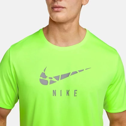 Nike Dri-Fit Run Division sportshirt he donkergroen