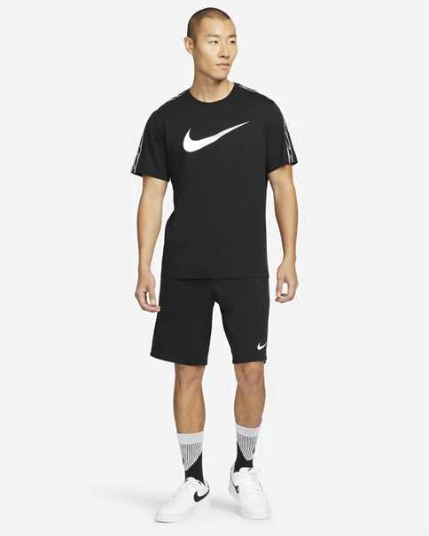 Nike NSW Reapeat SW casual t-shirt heren zwart