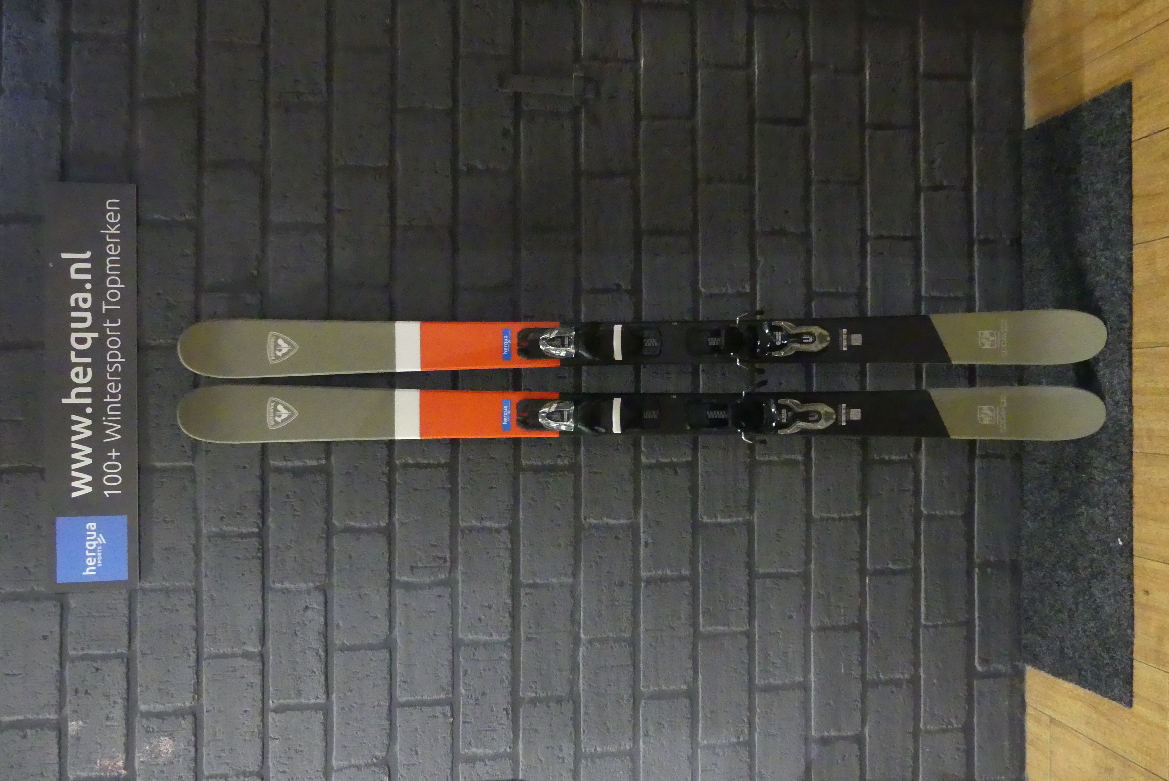 Rossignol Sprayer Tweedehands ski&apos s Geel